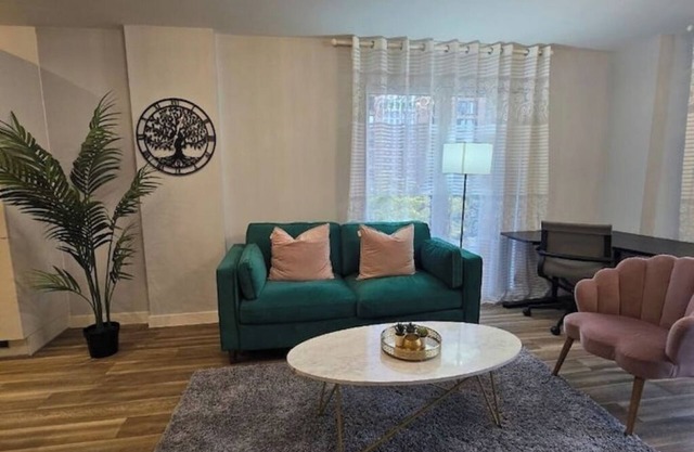 Modern 2-Bedroom Apartment in Birmingham city centre – Sleeps 6 + Free Parking