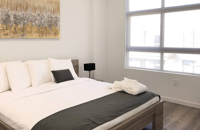 Modern 2 Bedroom Apartment in Glendale