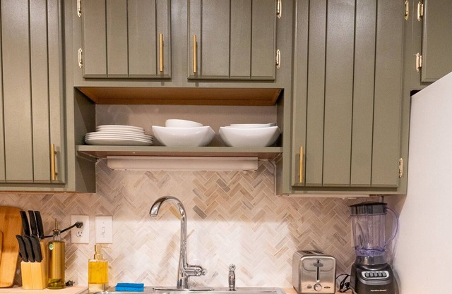 Modern 2bd apartment in Regent Square