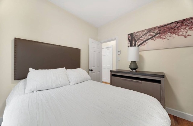 Modern 2BR/1BA Apt in the Heart of Boston