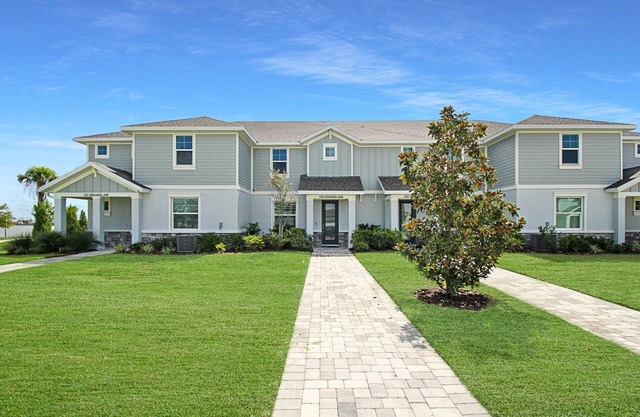 Modern 3/2.5 condo at Waterside in Lakewood Ranch - Duke's Paradise