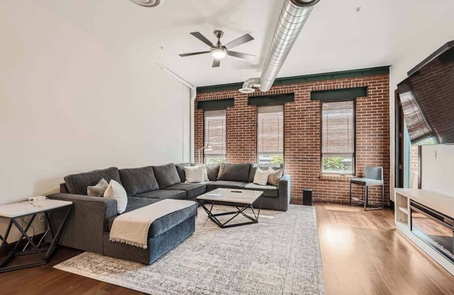 Modern 3 Bed Loft in the Heart of Lodo
