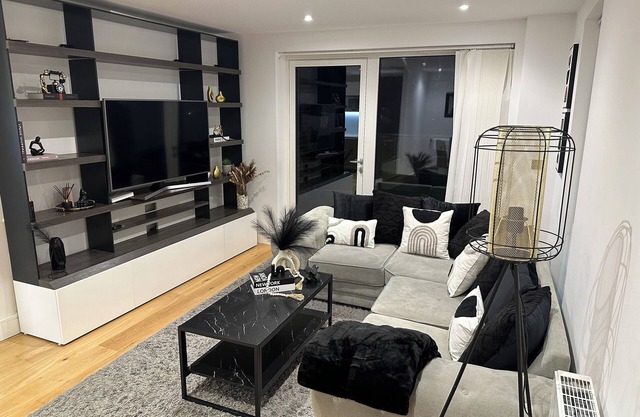 Modern 3-Bedroom apartment in Colindale