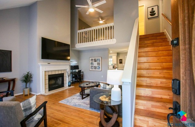 Modern 3BR Home, 25 Mins to Tybee + Pets