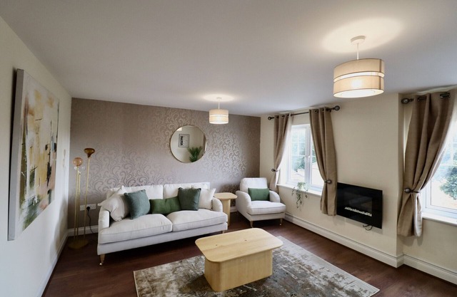 Modern 5-Bedroom House in Maidenhead