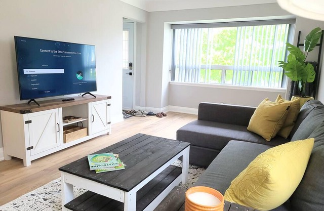 Modern and Sanitized Comfy Place to Stay