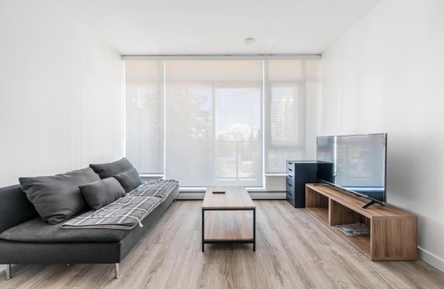Modern and Stylish Condo Retreat in Vibrant Surrey