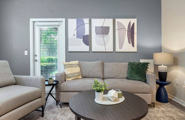 Modern Apartment in Prime Location (ID9387X33)