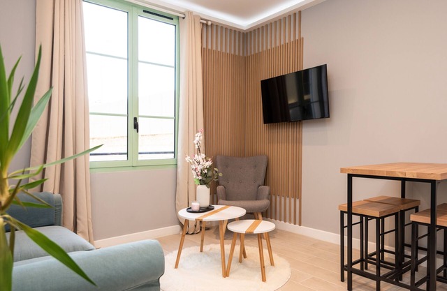 Modern Apartment - Promenade des Anglais in Nice