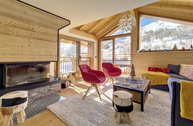 Modern chalet with sauna near the slopes