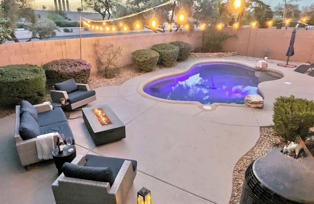 Modern Chandler Home – Heated Pool, Golf, Fire Pit