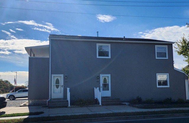 Modern Coastal Vibes – Elegant Beach Retreat in Ventnor City