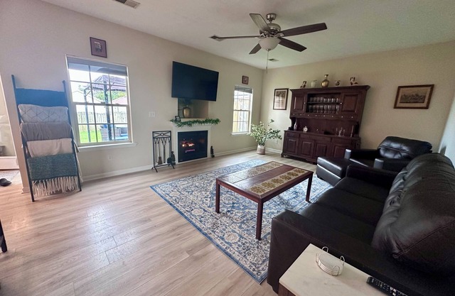 Modern Comfort Near Horse Country & Bourbon Trail