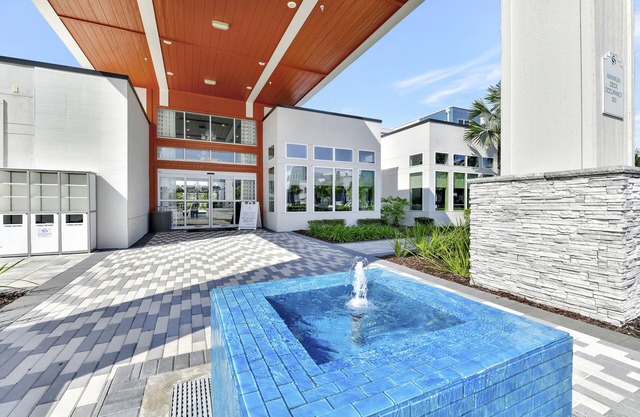Modern Condo w/Resort Amenities - 7740 - 50 - 113