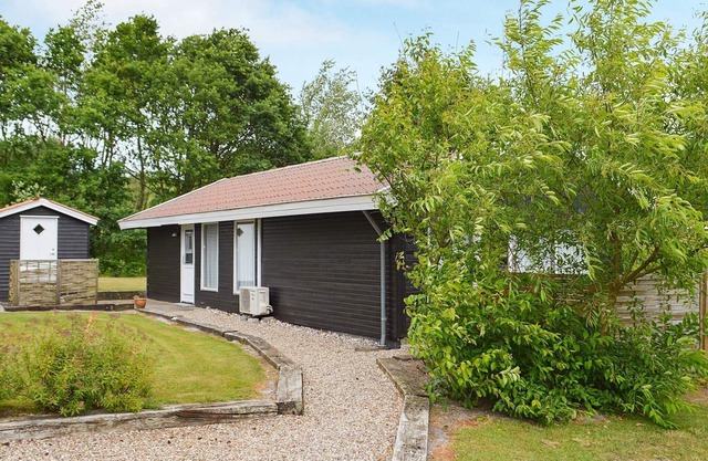 Modern Cottage Oasis in Arrild