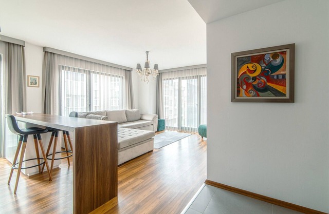 Modern Flat near Sapphire Shopping Mall