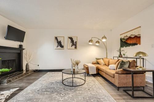 Modern Home In West Denver 15 Min Close To Downtown