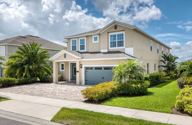Modern Home with Pool Table near Disney with Waterpark & Resort Access at.