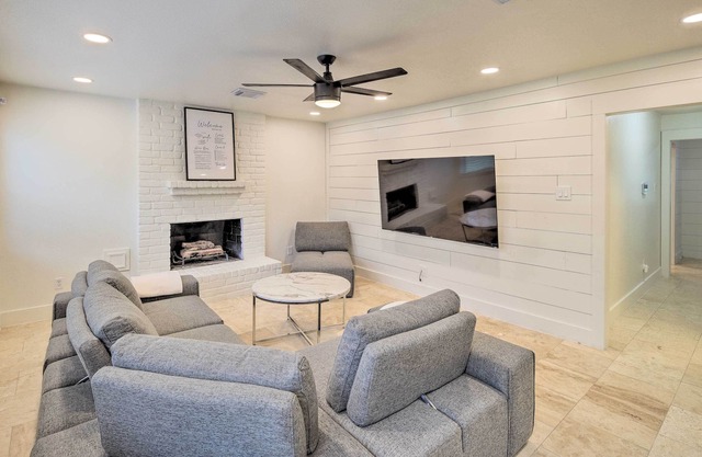 Modern House w/ Fireplace, Walk to Fishing!