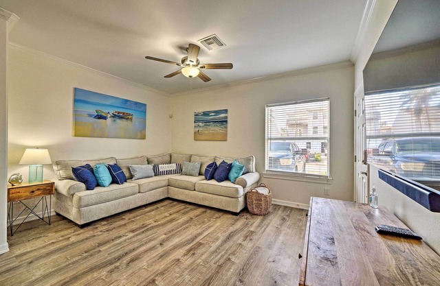 Modern Island Condo w/Pool: Steps to the Beach!