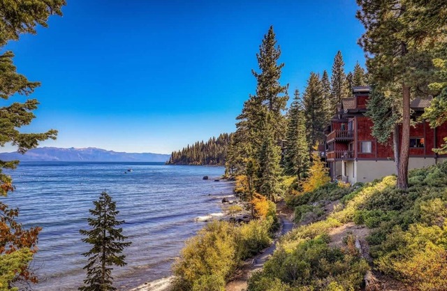 Modern Lakefront at Chinquapin | Unit 39