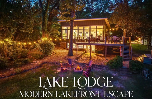 Modern Lakefront Escape | Private Dock | Hot Tub