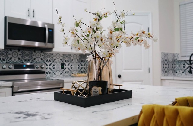Modern Luxury 3-bedroom house with WiFi and AC in delightful New Orleans.