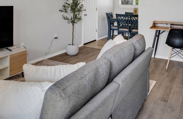 Modern Luxury Haven Near Fort Sill & Hospital