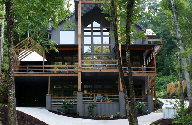 Modern Luxury River House! Rivermac on the Toccoa!