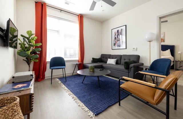 Modern Nulu 2BR CozySuites 05
