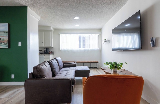 Modern, Relaxing and Beautiful Apt