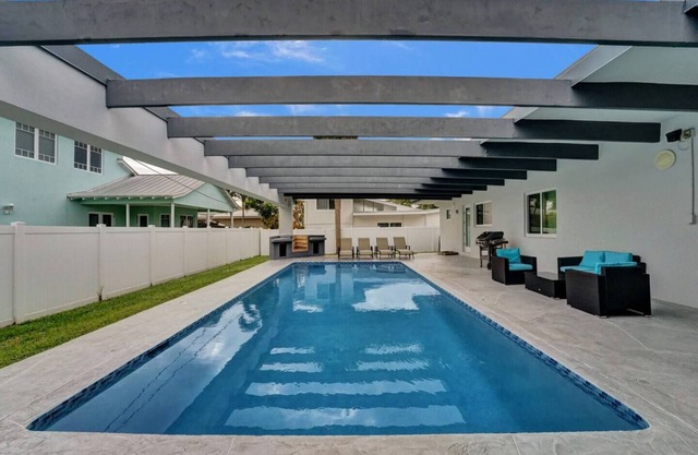 Modern Retreat in Lighthouse Point!