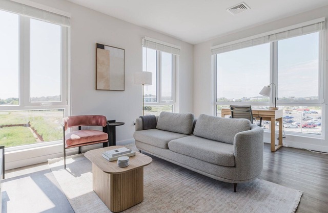 Modern Revere 2BR w/Spa, W/D, Swimming Pool & Gym, by Blueground