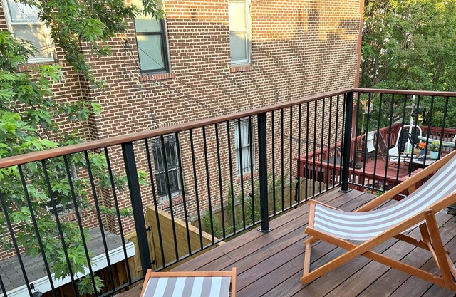 Modern rowhouse in historic Bloomingdale NW DC; 2-office; 3-bed; 3.5-bath; gym