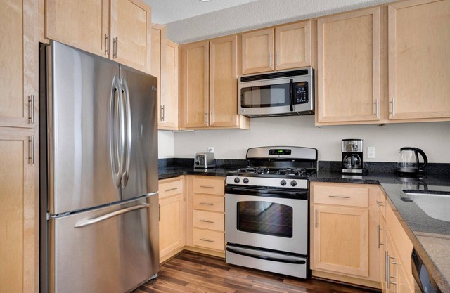 Modern San Bruno 1BR w/Pool, Gym & W/D, near highways, by Blueground