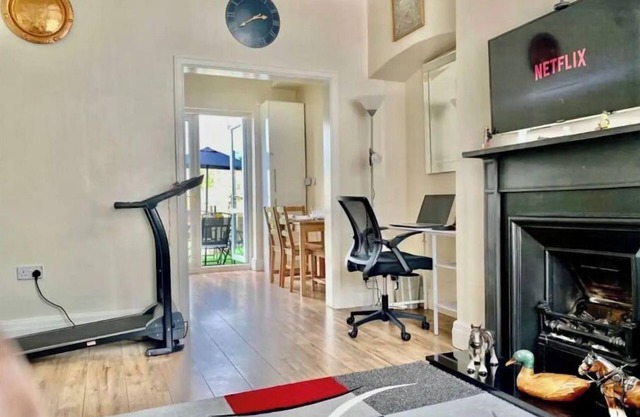 Modern, spacious and comfortable 3 bedroom home.