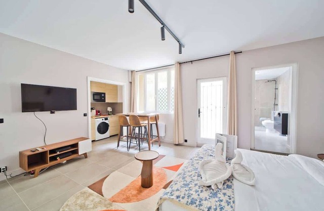 Modern studio in the heart of 7ᵉ, near the Eiffel Tower