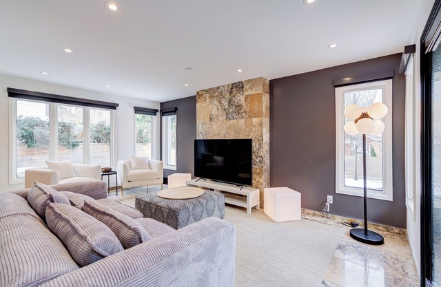 Modern Stylish 5BR Home with Gazebo/BBQ/Parking