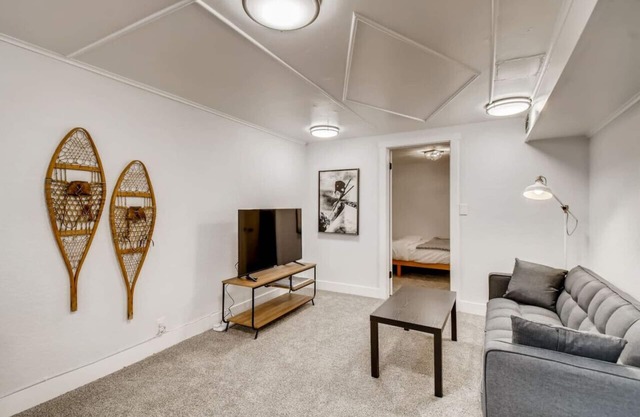 Modern suite w/yard and off-street parking!