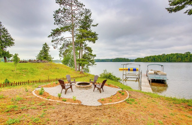 Modern Traverse City Lake House w/Hot Tub!