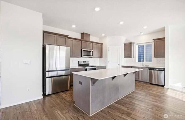 Modern Vibes & Prime Location – Your Perfect Stay!