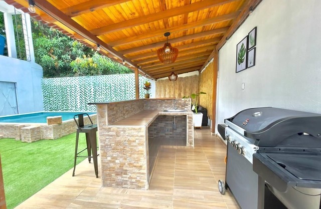 Moderna Casa DE Huespedes A 2 Minutos DEL Aeropuerto