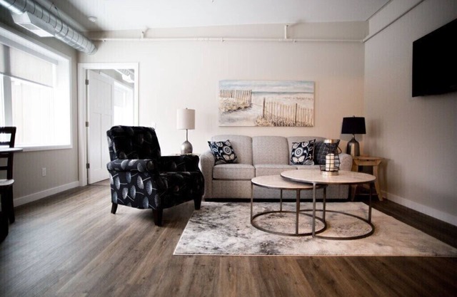 Monogram Inn- Boardwalk (Room #12)