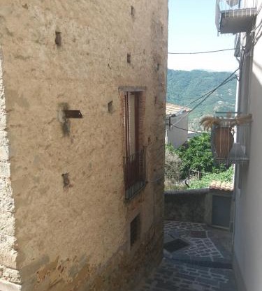 Monolocale in via San Sebastiano Ficarra