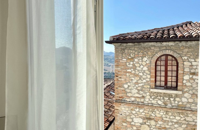 Monolocale vista castello – Dimora dell’Ulivo 4