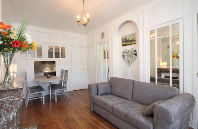 Mont-Dore: Beautiful 1-BR in Center with Wifi
