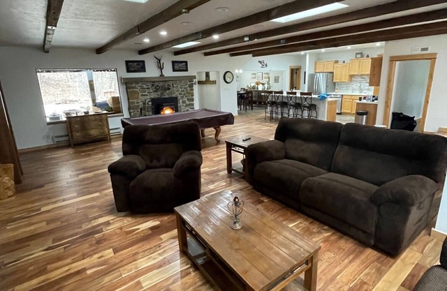Monte Cristo Pines + Views!