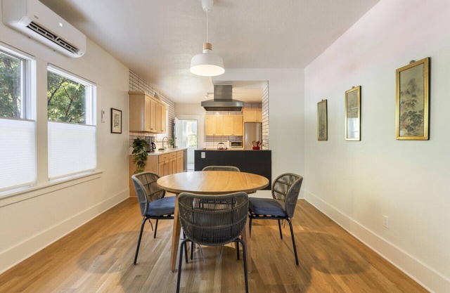 Monthly Rental - 2BD Hideaway Private Apt!