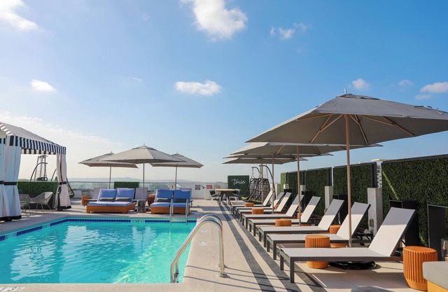 Montrose at Beverly Hills