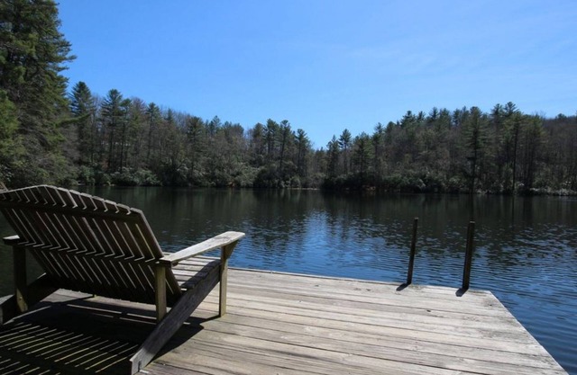 Moondance - Hike/Bike/Golf/Relax w/Hot Tub - Brevard/DuPont/Caesars H